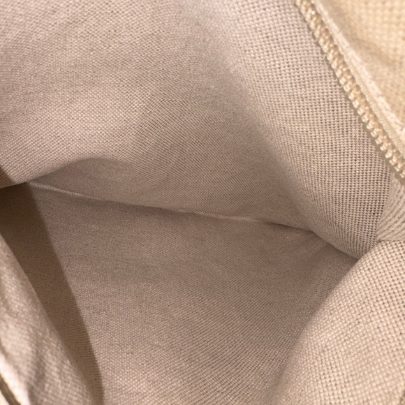 Gucci Navy nylon Messenger Bag with Brown Leather Strap - Picture 10 of 16